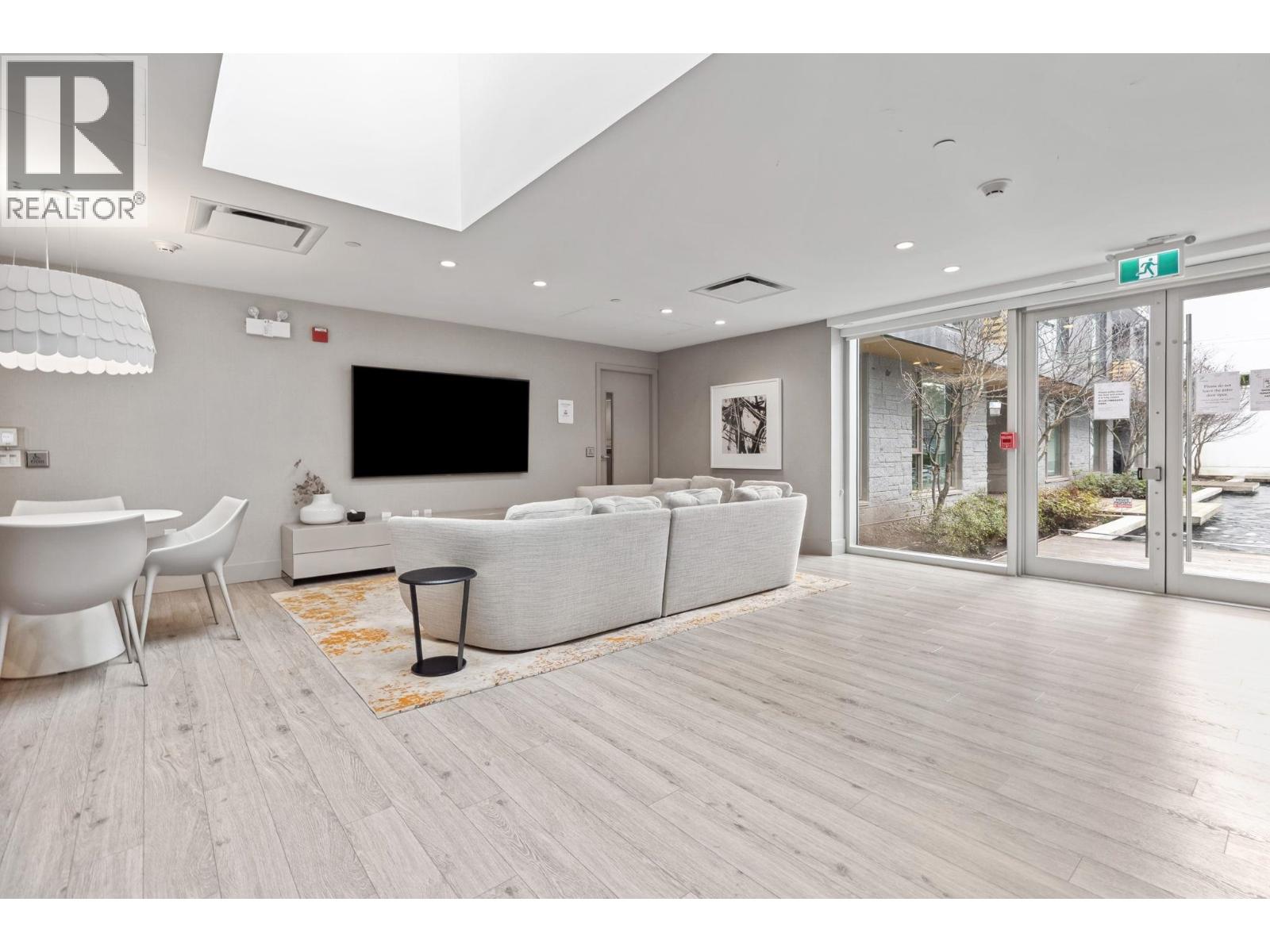 405 389 W 59th Avenue, Vancouver, British Columbia  V5X 0J4 - Photo 25 - R3087870