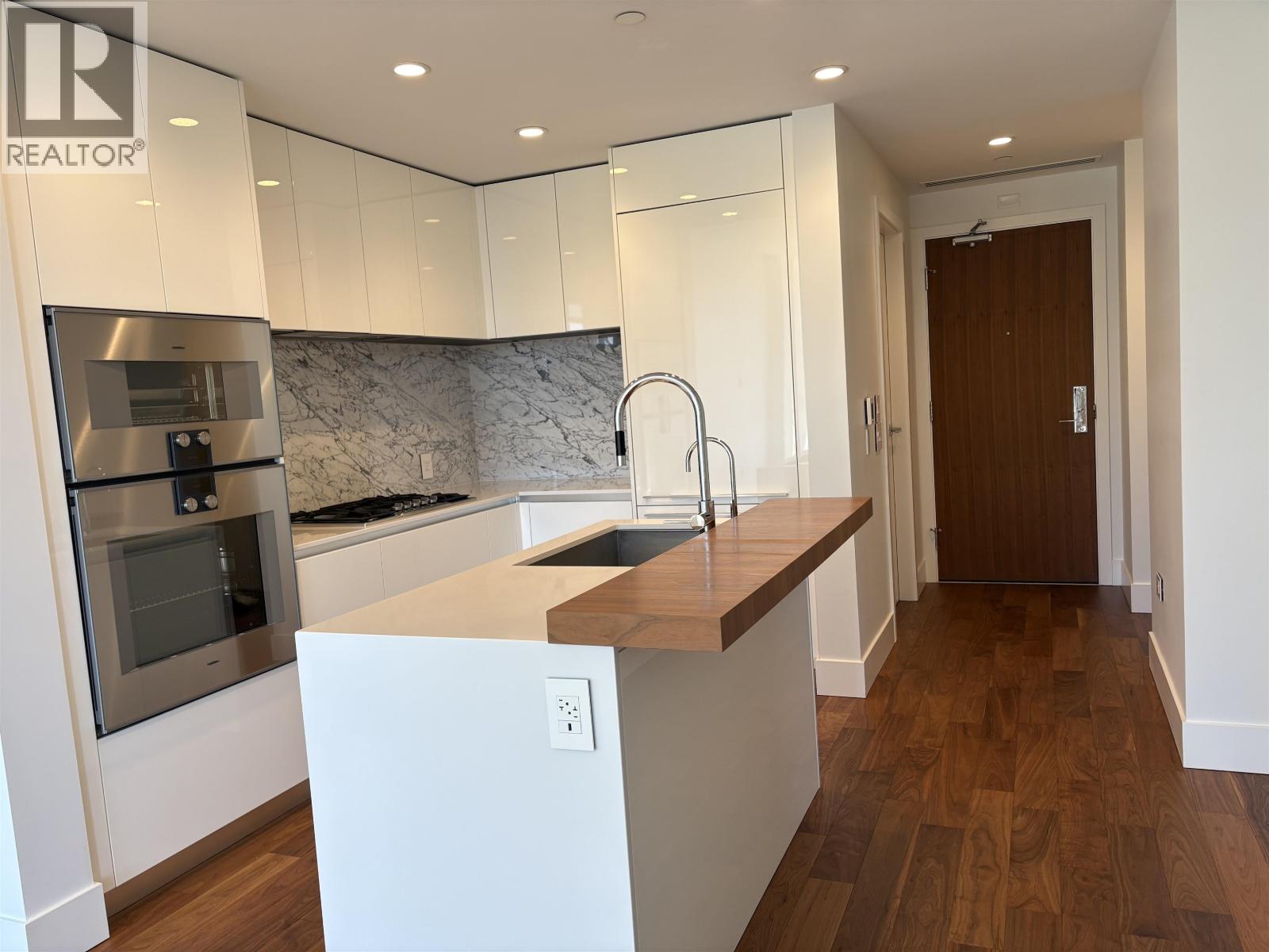 405 389 W 59th Avenue, Vancouver, British Columbia  V5X 0J4 - Photo 3 - R3087870