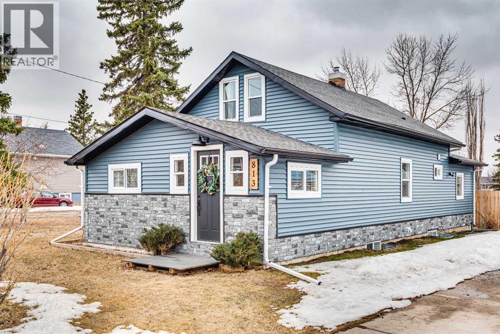 813 8 Avenue NE, Three Hills, Alberta