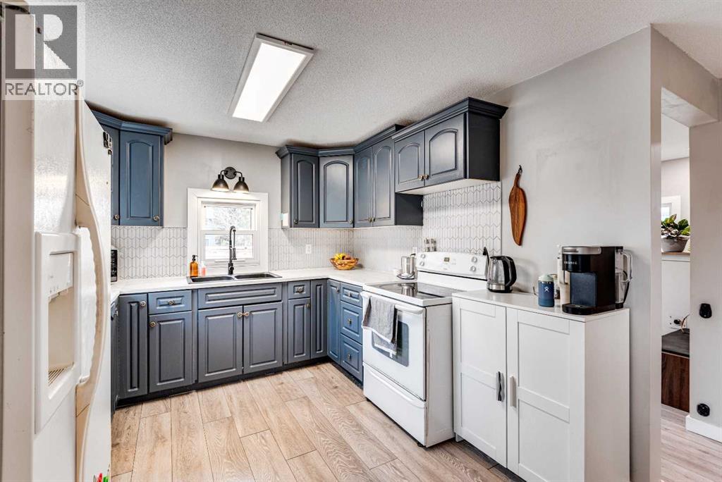 813 8 Avenue Ne, Three Hills, Alberta  T0M 2A0 - Photo 11 - A2301317