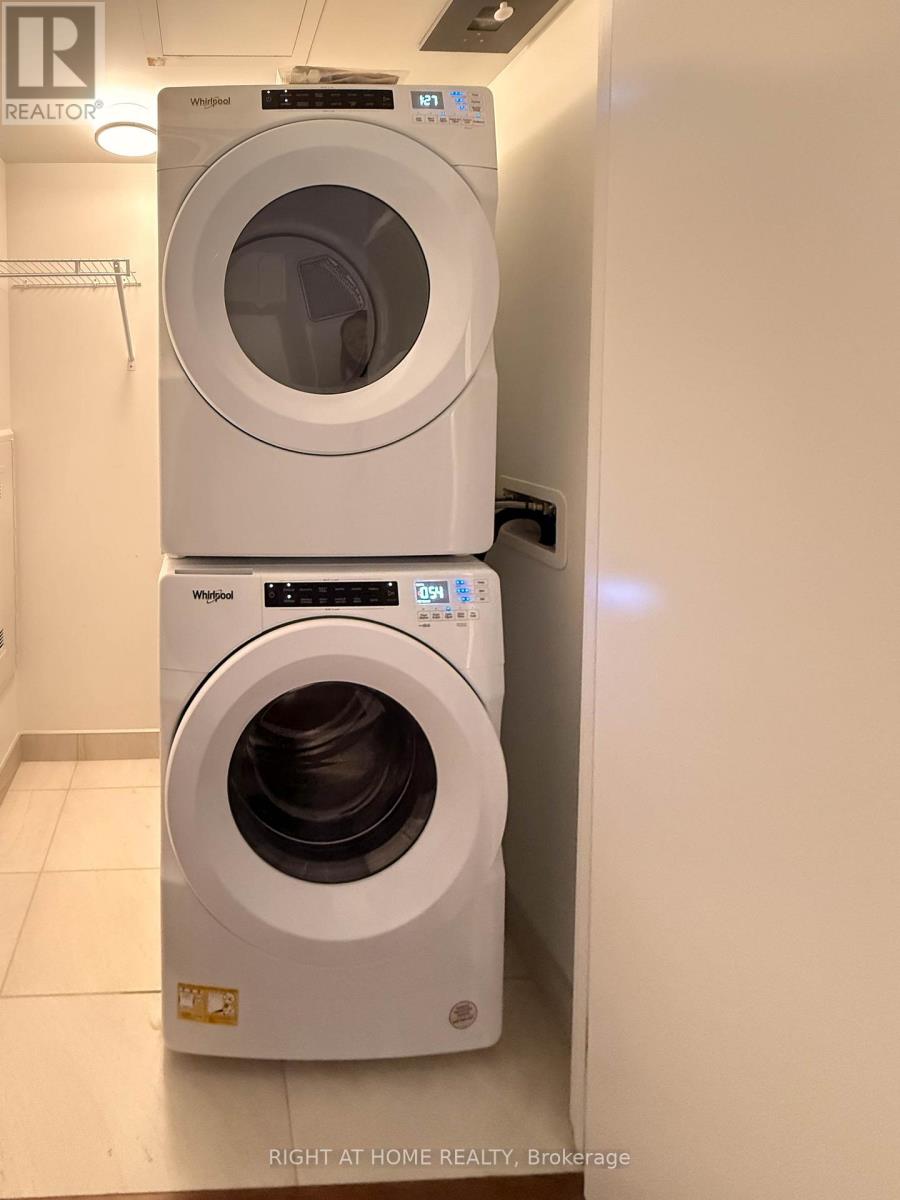 1003 - 30 Samuel Wood Way, Toronto, Ontario  M9B 0C9 - Photo 13 - W12925082