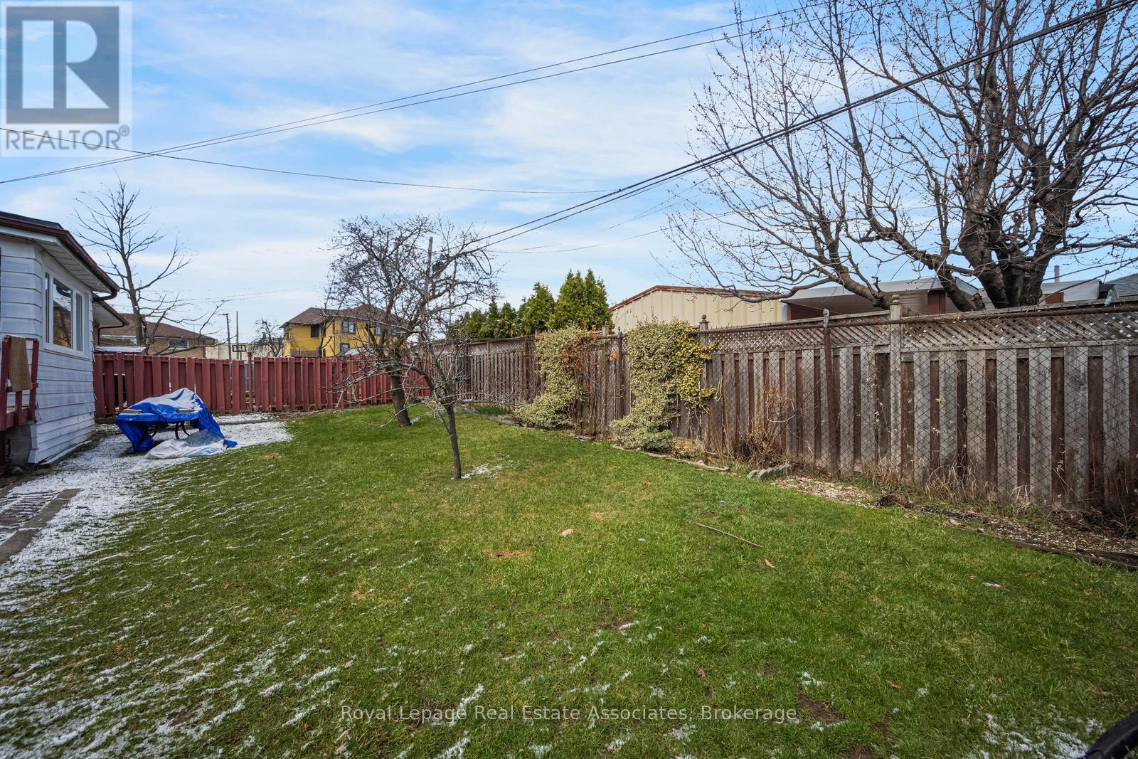 8 Caulfield Road, Toronto, Ontario  M9W 1W8 - Photo 26 - W12975512