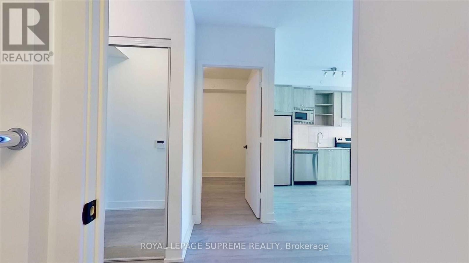 417 - 60 George Butchart Drive, Toronto, Ontario  M3K 0E1 - Photo 15 - W12986618