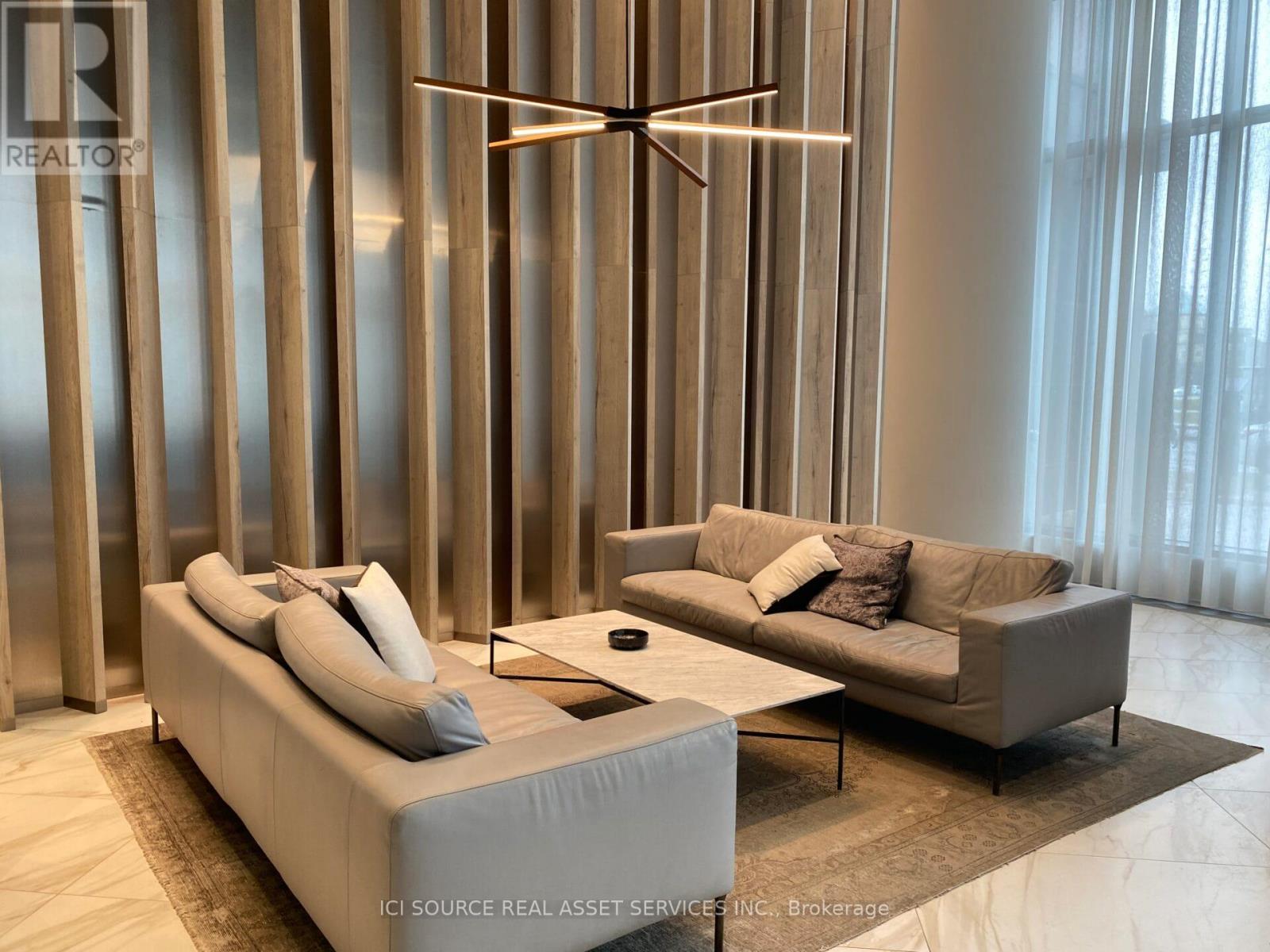 5501 - 3900 Confederation Parkway, Mississauga, Ontario  L5B 0M3 - Photo 18 - W12994400