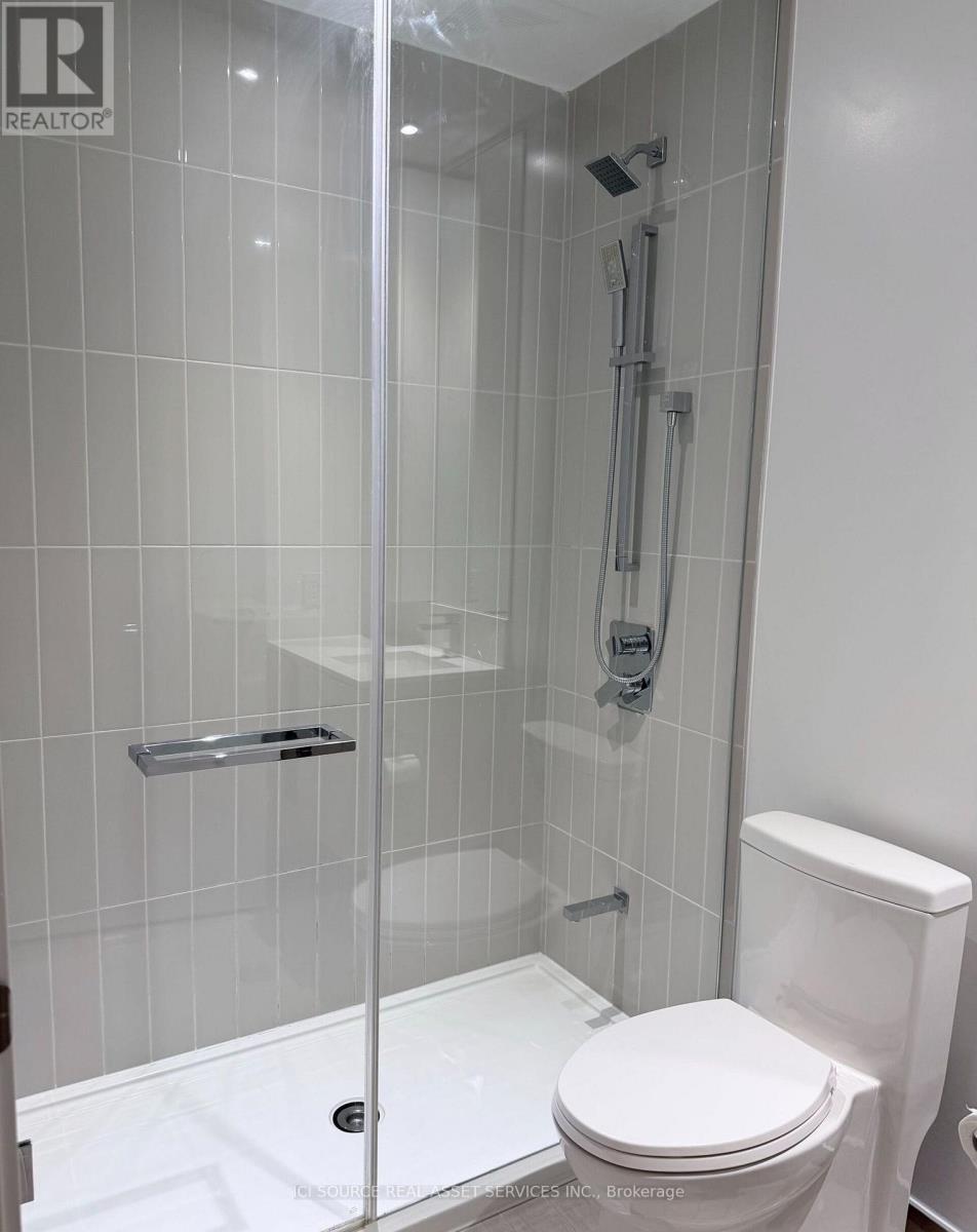 5501 - 3900 Confederation Parkway, Mississauga, Ontario  L5B 0M3 - Photo 6 - W12994400