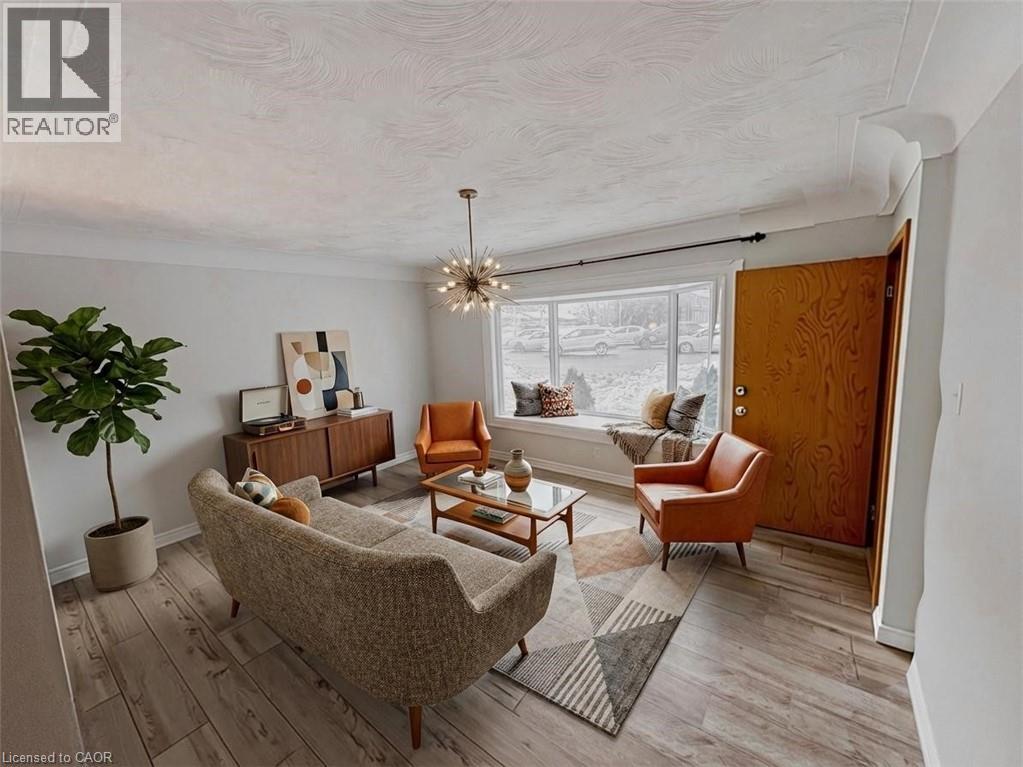 122 Weber Street S, Waterloo, Ontario  N2J 2A7 - Photo 2 - 40819830