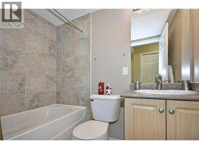 2310, 10 Prestwick Bay Se, Calgary, Alberta  T2Z 0B5 - Photo 15 - A2300764