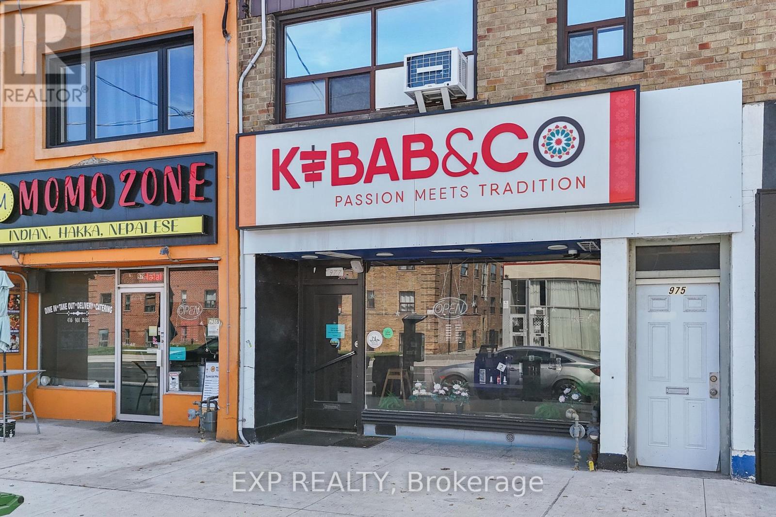 977 O'CONNOR DRIVE, Toronto, Ontario