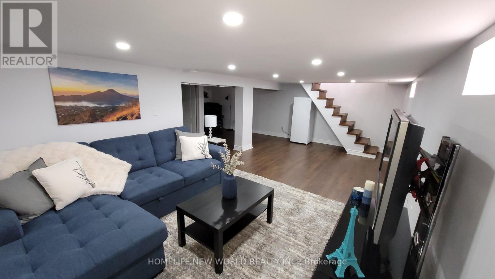 67 Bingham Street, Bradford West Gwillimbury, Ontario  L3Z 1X3 - Photo 11 - N13017694