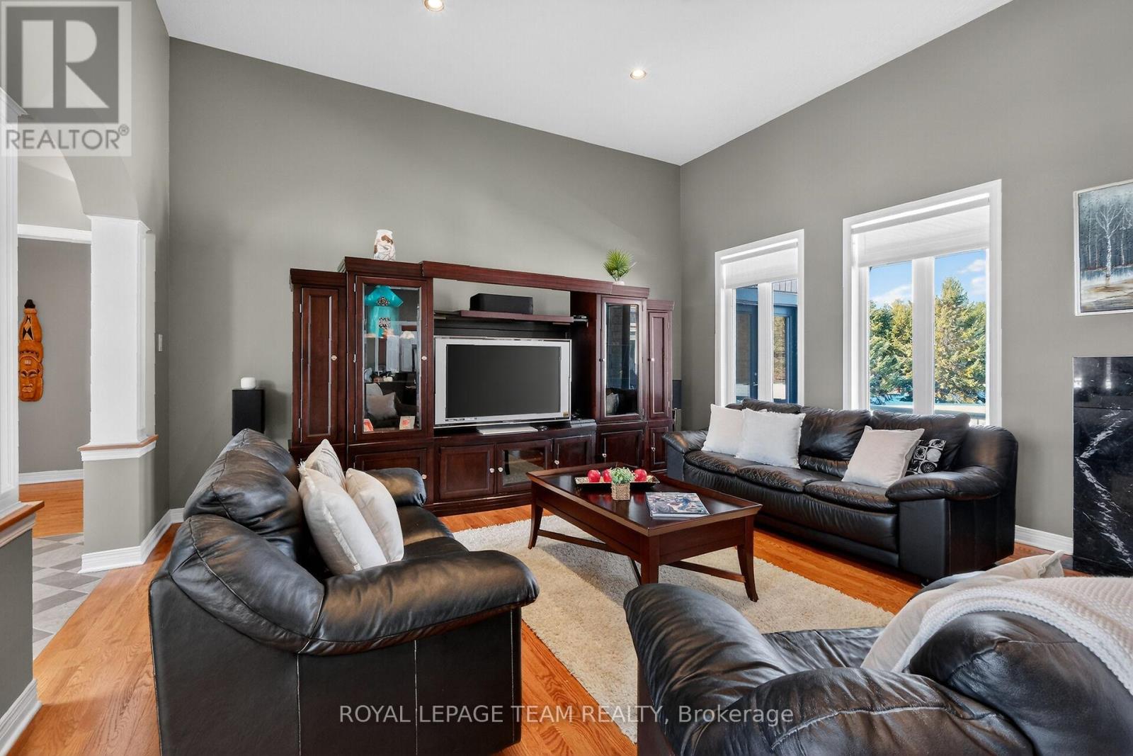 1611 Landel Drive, Ottawa, Ontario  K2W 1C2 - Photo 13 - X12803454