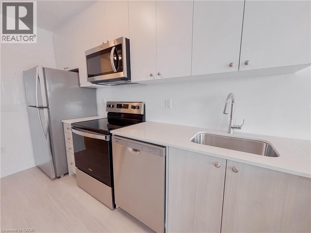 25 Palace Street Unit# R30, Kitchener, Ontario  N2E 3M6 - Photo 10 - 40818773