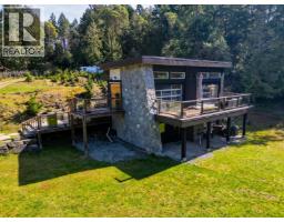 5582 HOOSON ROAD, Pender Island, British Columbia