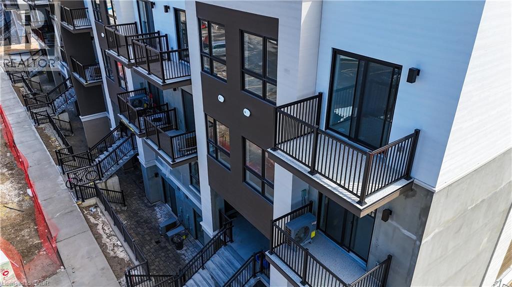 25 Palace Street Unit# R30, Kitchener, Ontario  N2E 3M6 - Photo 5 - 40818773