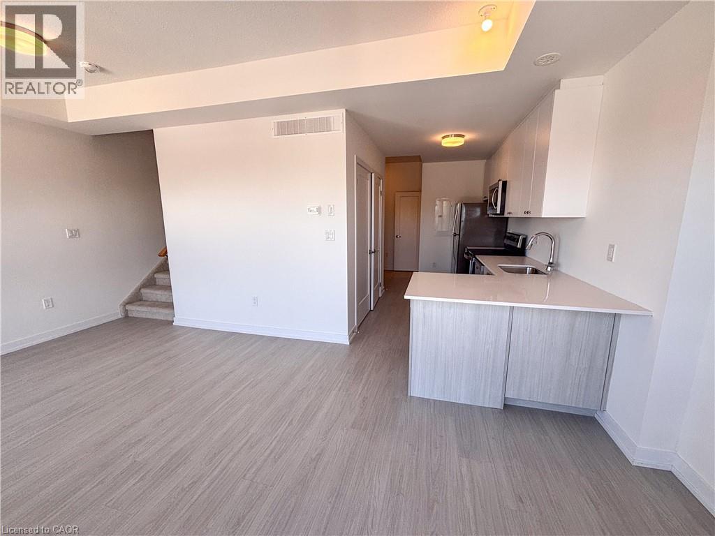 25 Palace Street Unit# R30, Kitchener, Ontario  N2E 3M6 - Photo 40 - 40818773