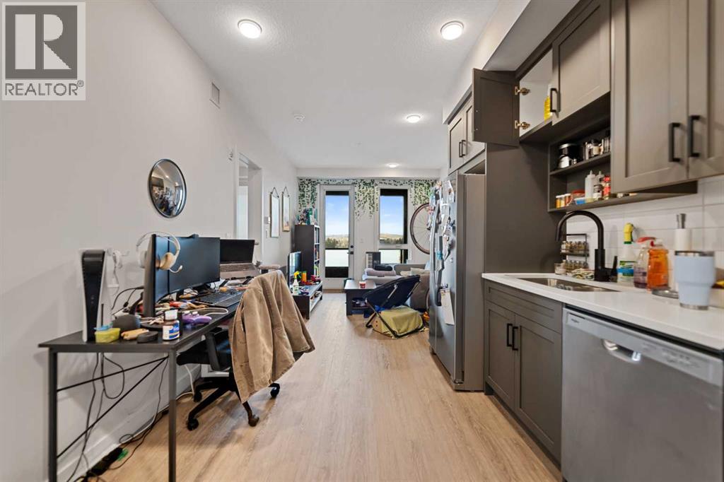 310, 3932 University Avenue NW, Calgary, Alberta  T3B 6P6 - Photo 8 - A2285656