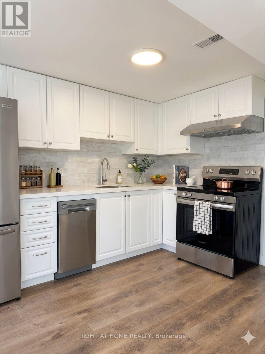 1b - 15 Arrowsmith Avenue, Toronto, Ontario  M6M 2W8 - Photo 11 - W13017698