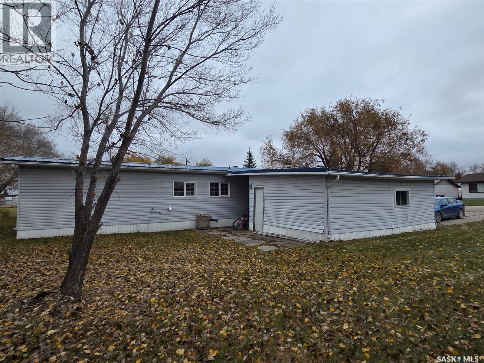 720 Maple Drive, Esterhazy, Saskatchewan  S0A 0X0 - Photo 16 - SK033359