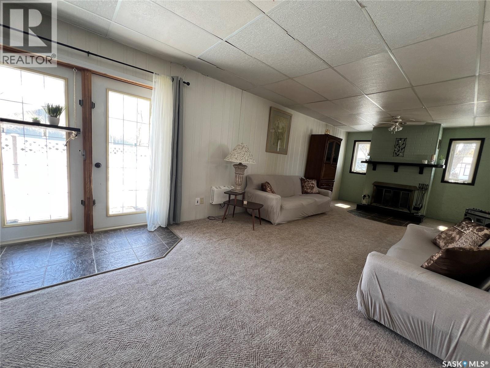 720 Maple Drive, Esterhazy, Saskatchewan  S0A 0X0 - Photo 35 - SK033359