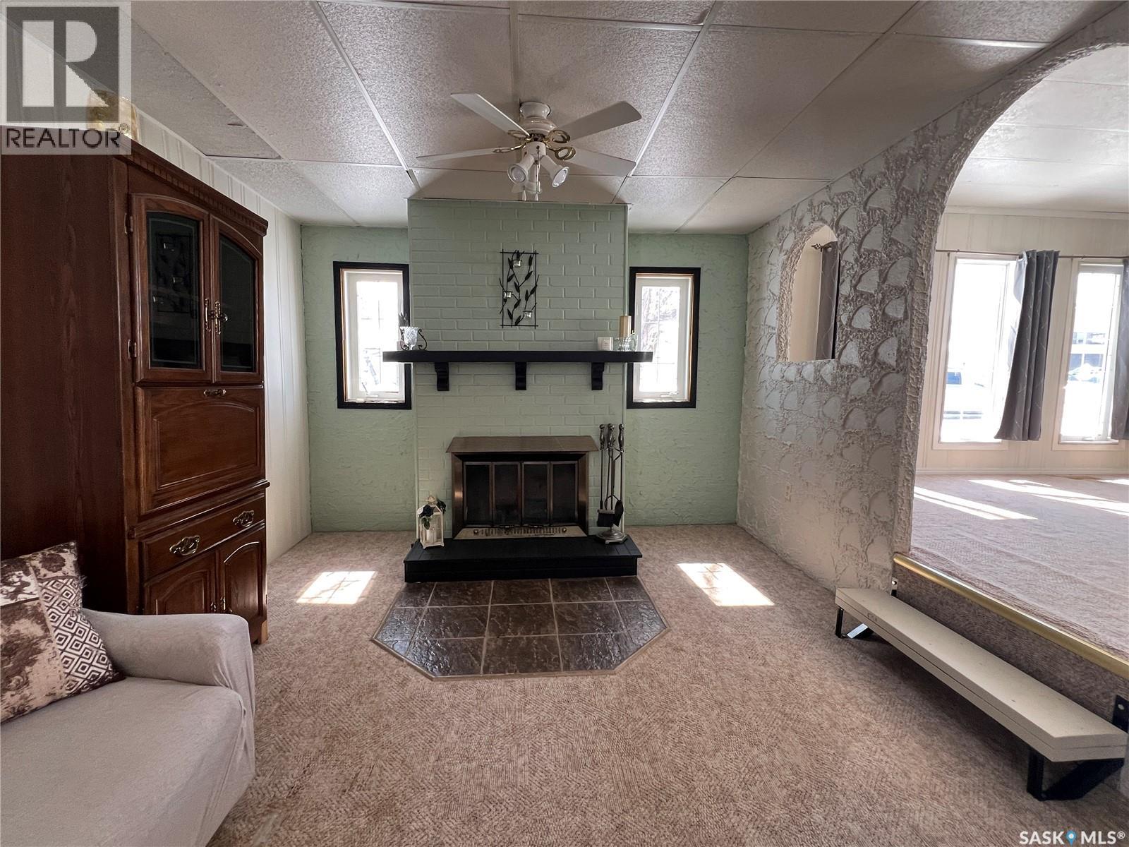 720 Maple Drive, Esterhazy, Saskatchewan  S0A 0X0 - Photo 36 - SK033359