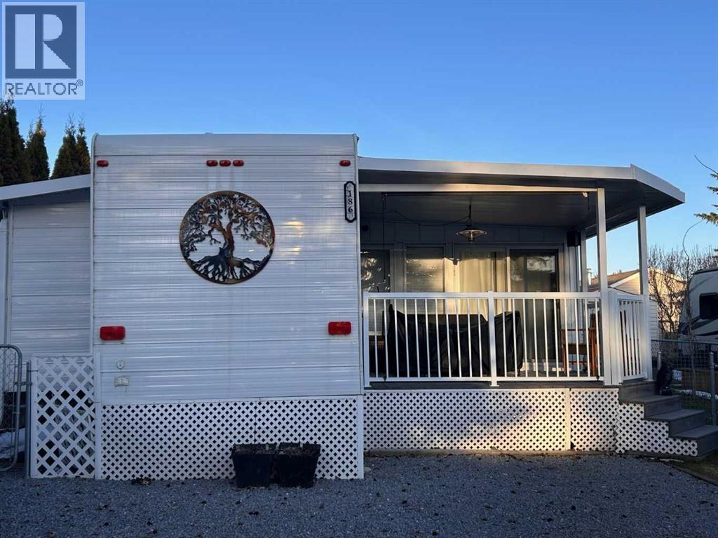 186 2540 Twp 353, Rural Red Deer County, Alberta  T4G 0K6 - Photo 10 - A2303334