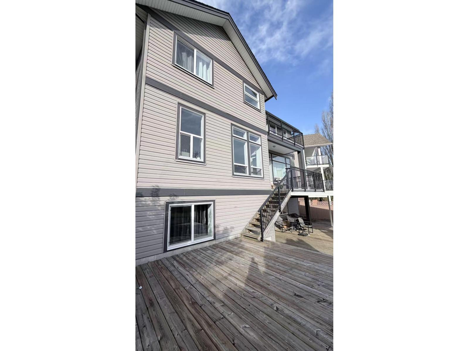 16988 77a Avenue, Surrey, British Columbia  V4N 6L2 - Photo 9 - R3108170