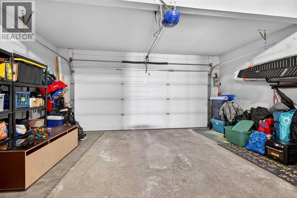 26, 28 Berwick Crescent Nw, Calgary, Alberta  T3K 1Y7 - Photo 39 - A2302102