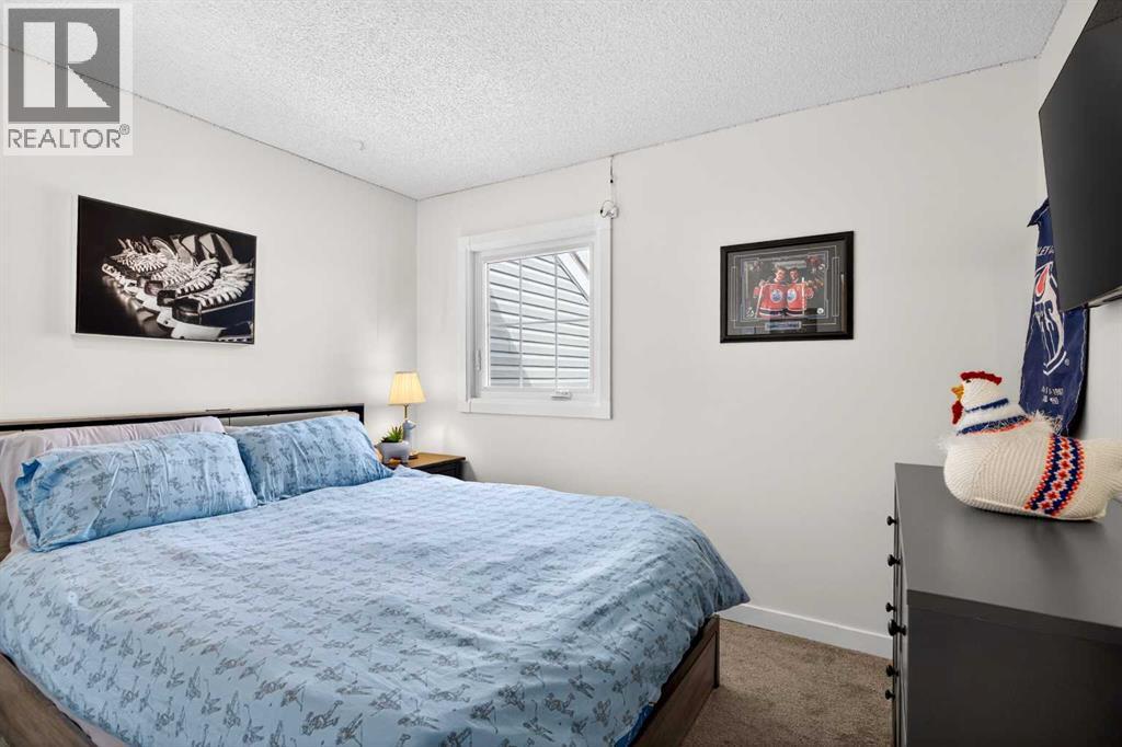 26, 28 Berwick Crescent Nw, Calgary, Alberta  T3K 1Y7 - Photo 27 - A2302102