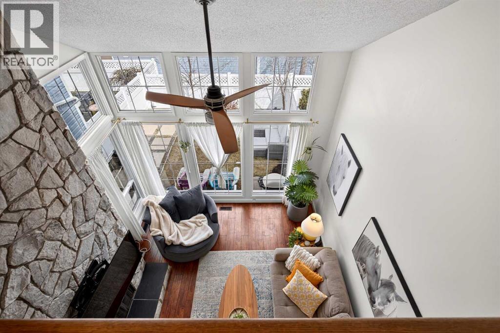 26, 28 Berwick Crescent Nw, Calgary, Alberta  T3K 1Y7 - Photo 29 - A2302102