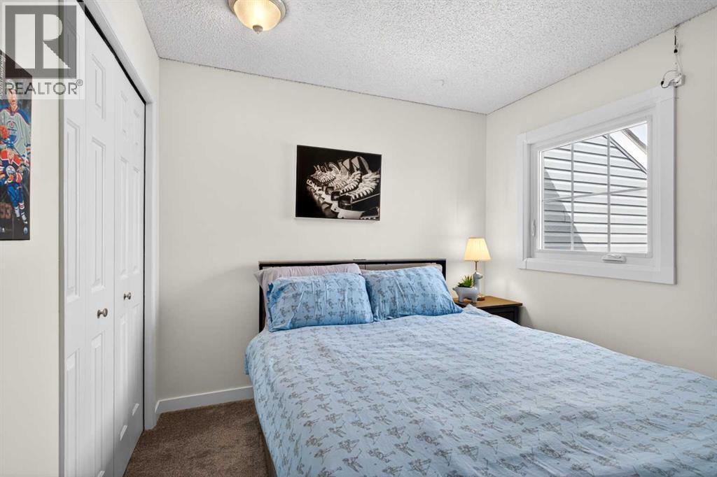 26, 28 Berwick Crescent Nw, Calgary, Alberta  T3K 1Y7 - Photo 28 - A2302102