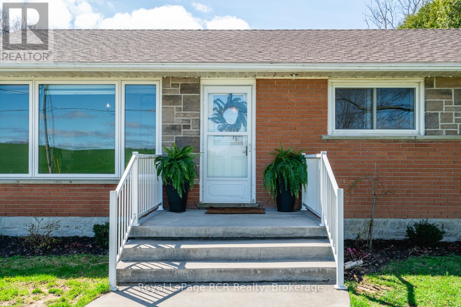 121 Helena Street, West Grey, Ontario  N0G 1C0 - Photo 4 - X13017722