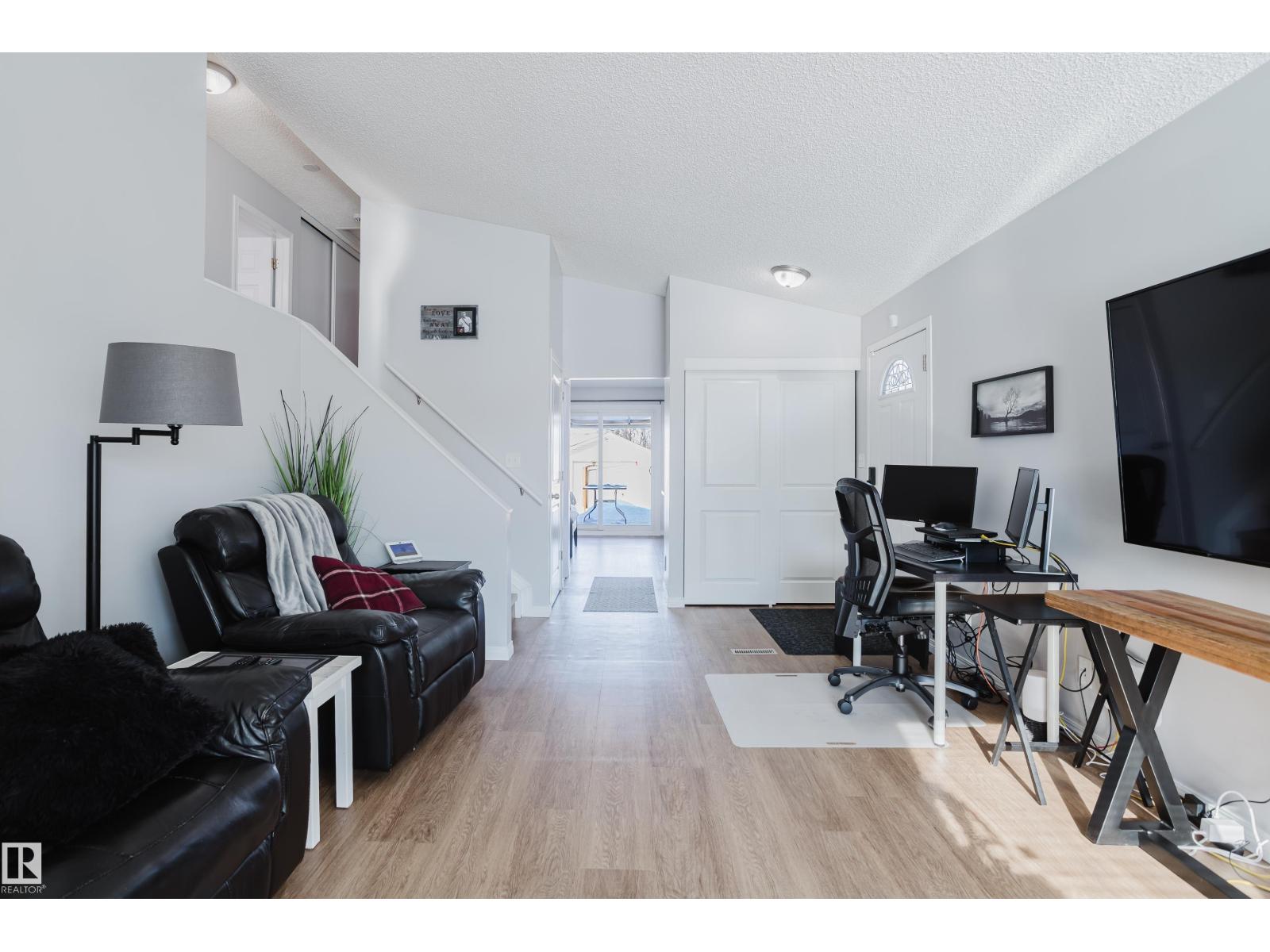 6 Kiniski Cr NW, Edmonton, Alberta  T6L 5A9 - Photo 13 - E4475018