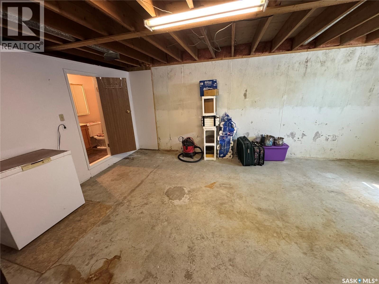 100 1st Avenue N, Spalding, Saskatchewan  S0K 4C0 - Photo 16 - SK018463