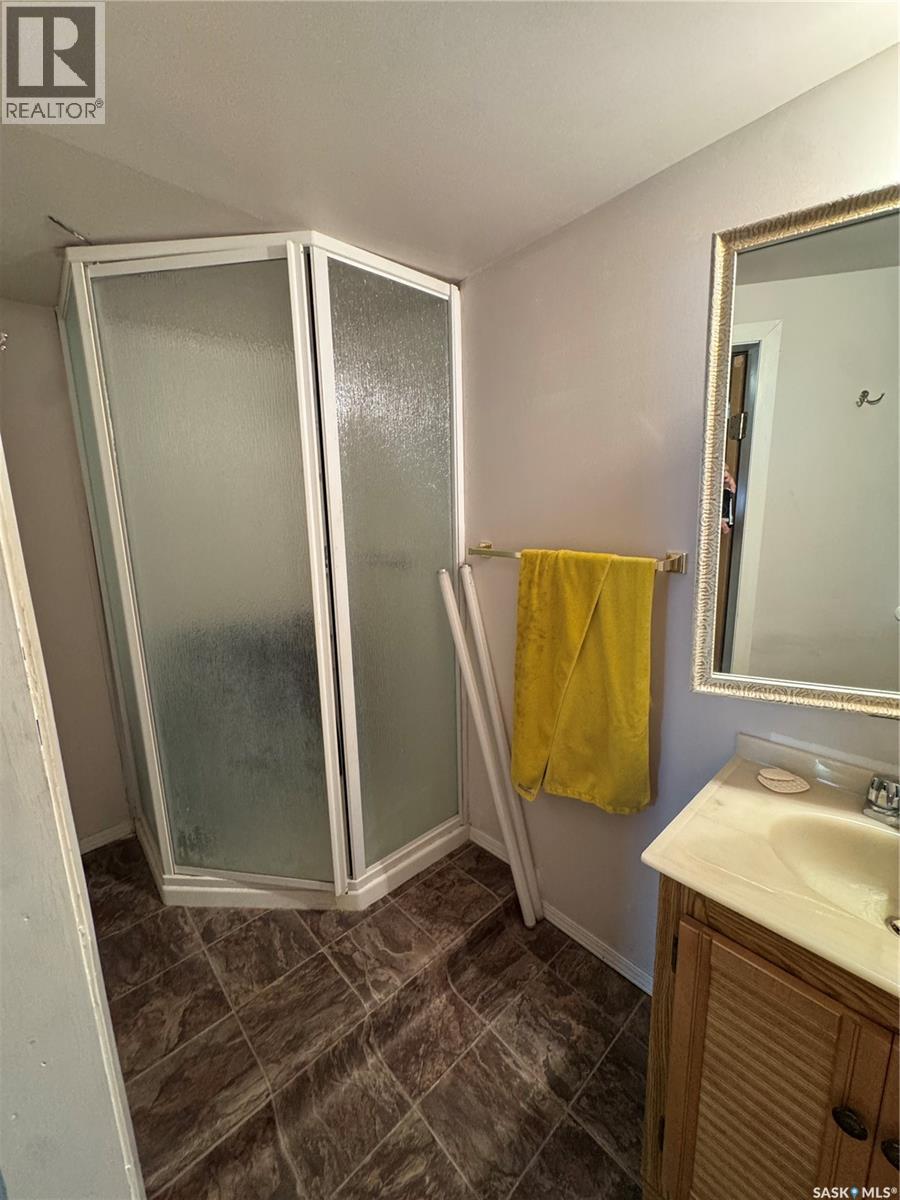 100 1st Avenue N, Spalding, Saskatchewan  S0K 4C0 - Photo 19 - SK018463