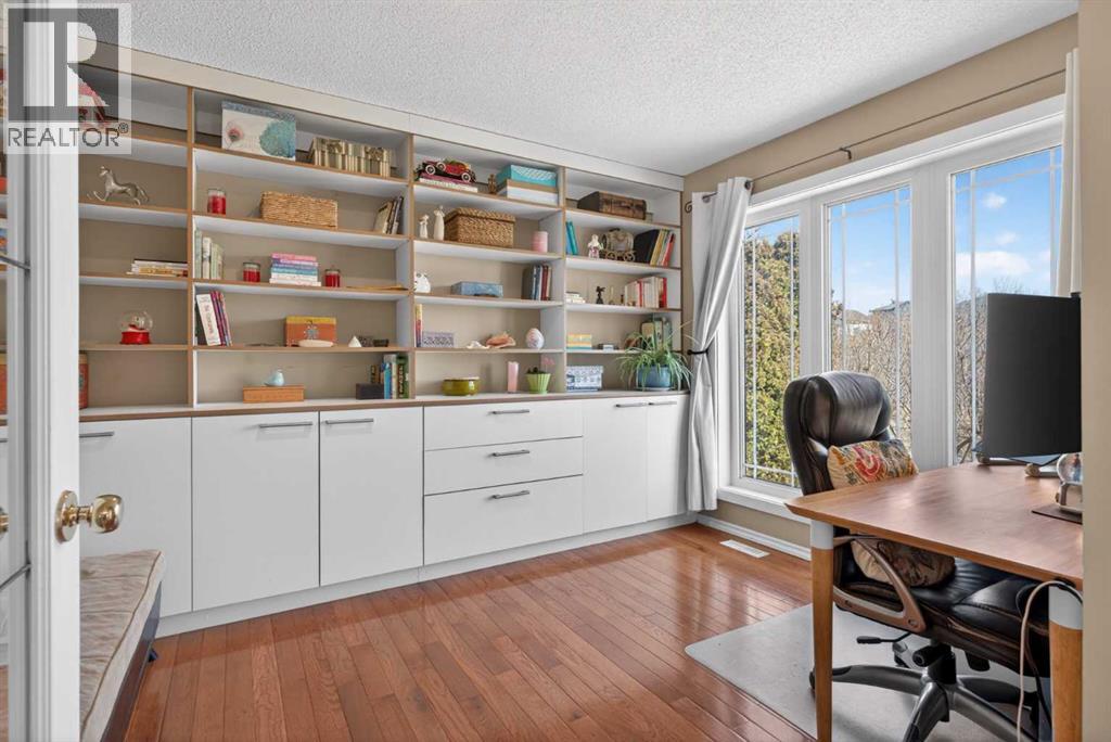 97 Tuscany Valley View Nw, Calgary, Alberta  T3L 2E8 - Photo 5 - A2298082