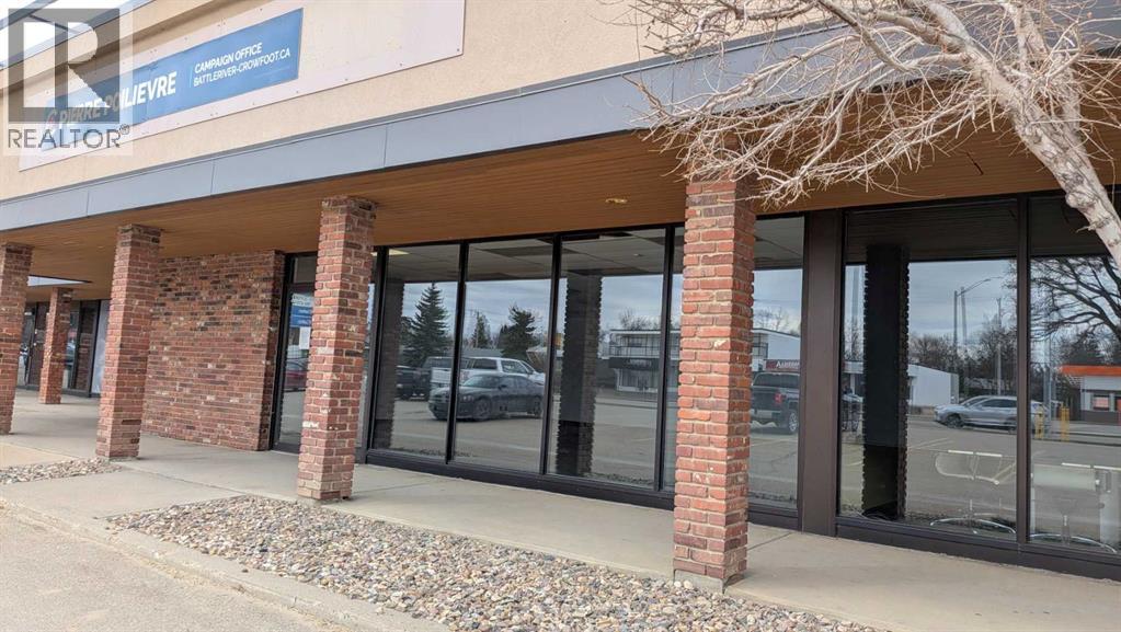 6006 48 Avenue, Camrose, Alberta  T4V 0K3 - Photo 2 - A2303337