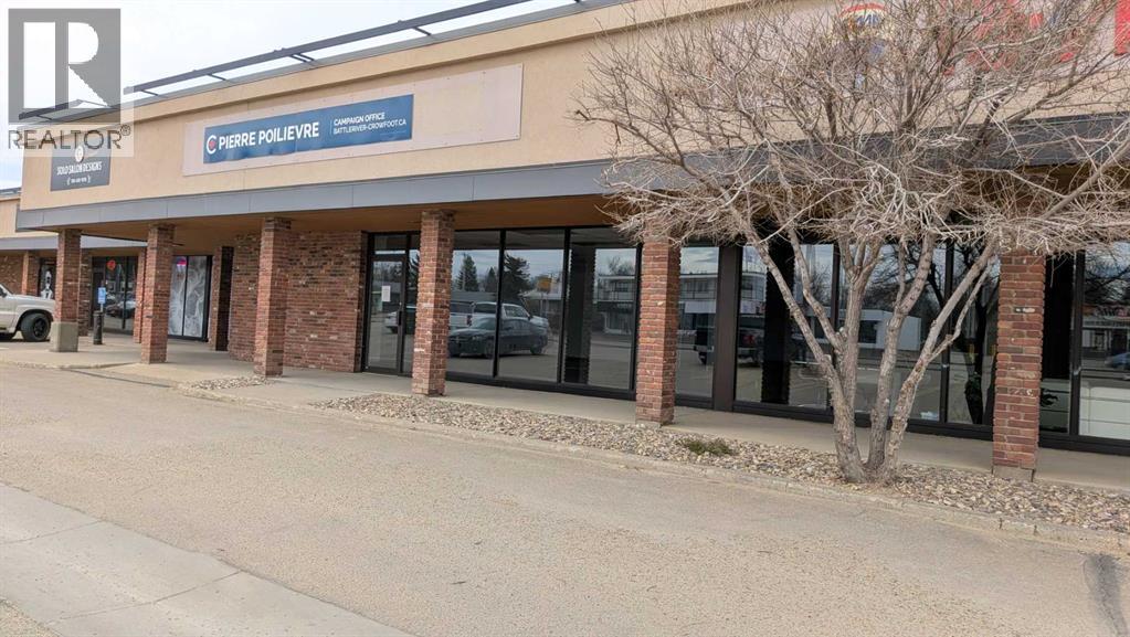 6006 48 Avenue, Camrose, Alberta  T4V 0K3 - Photo 3 - A2303337