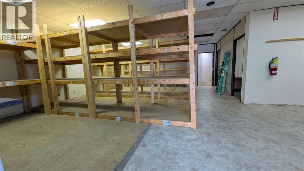 6006 48 Avenue, Camrose, Alberta  T4V 0K3 - Photo 7 - A2303337