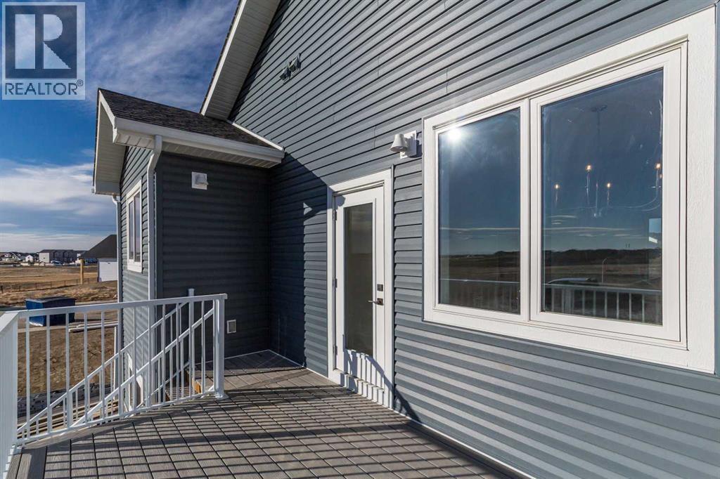 566 Malahat Green W, Lethbridge, Alberta  T1J 5H1 - Photo 35 - A2285039