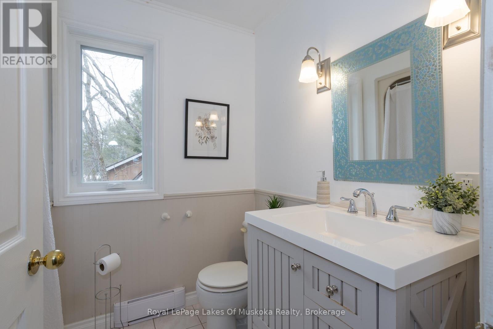 9 Daleman Drive, Bracebridge (Monck (Bracebridge)), Ontario  P1L 1A8 - Photo 29 - X12950554