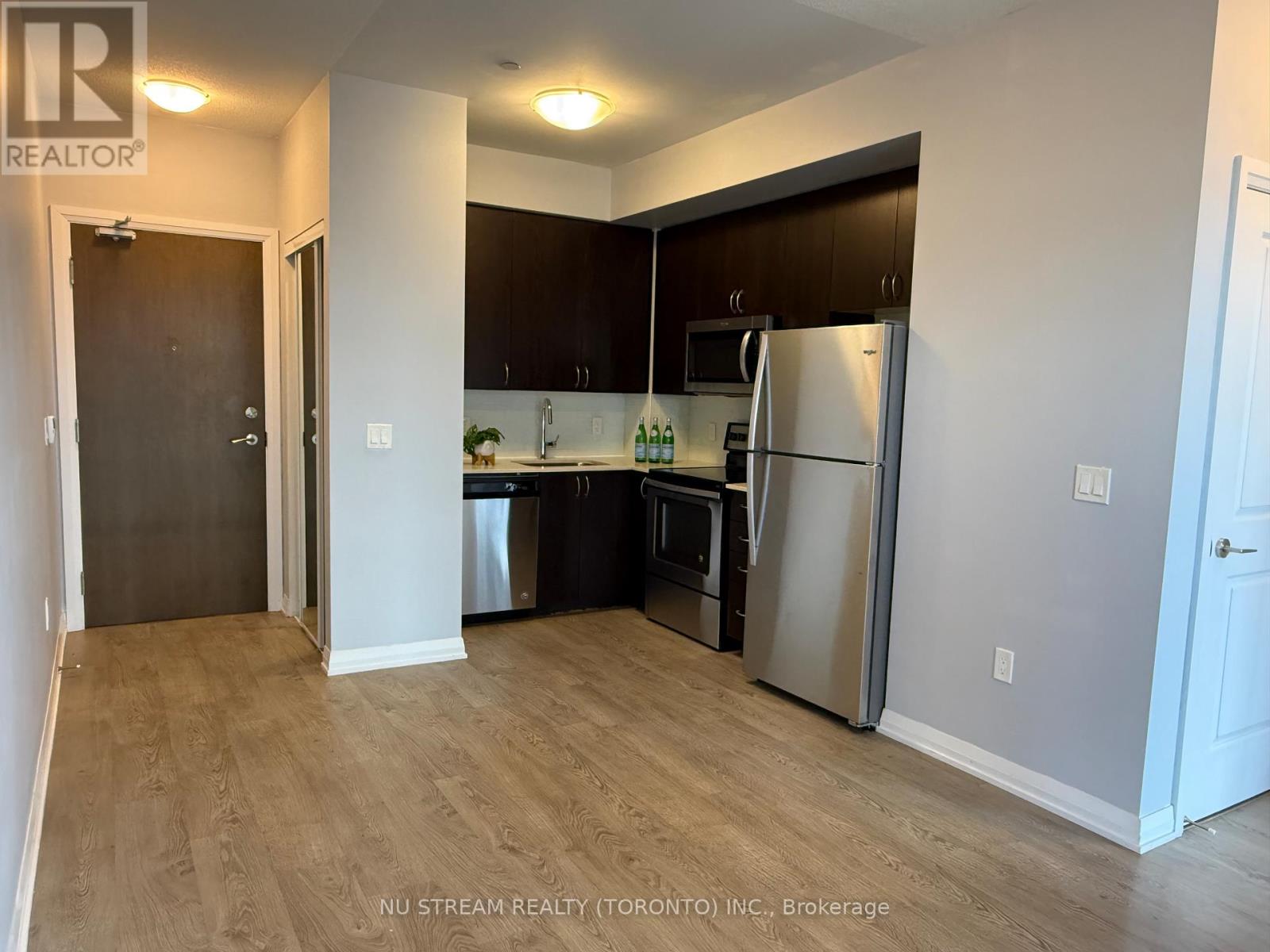 905 - 9560 Markham Road, Markham, Ontario  L6E 0T9 - Photo 4 - N12953170