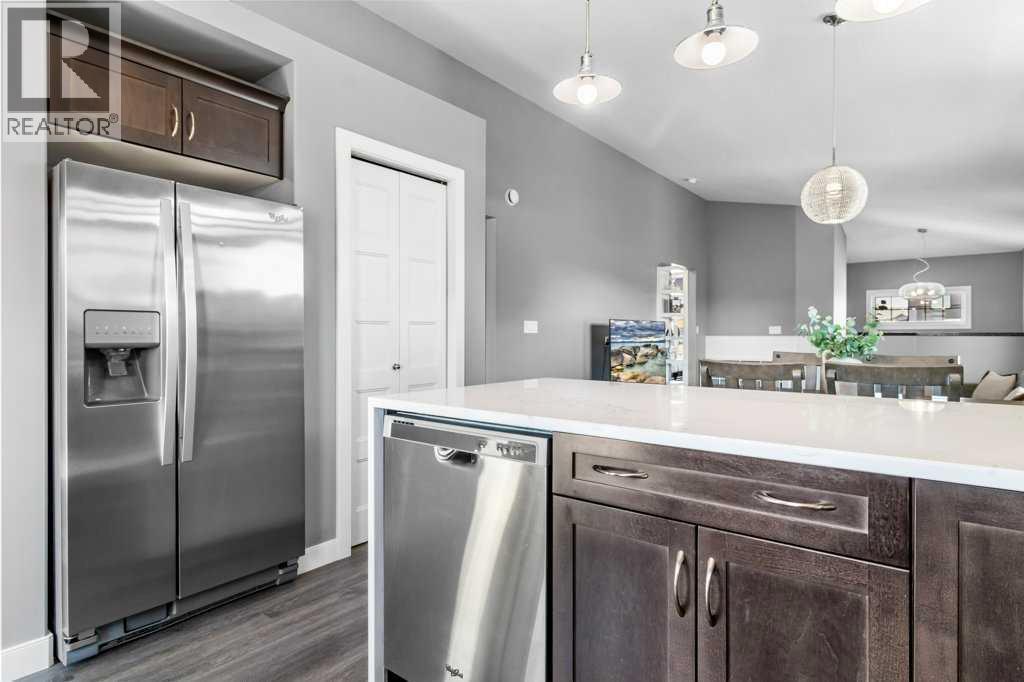 30 Brookstone Drive, Sylvan Lake, Alberta  T4S 0M9 - Photo 5 - A2301817