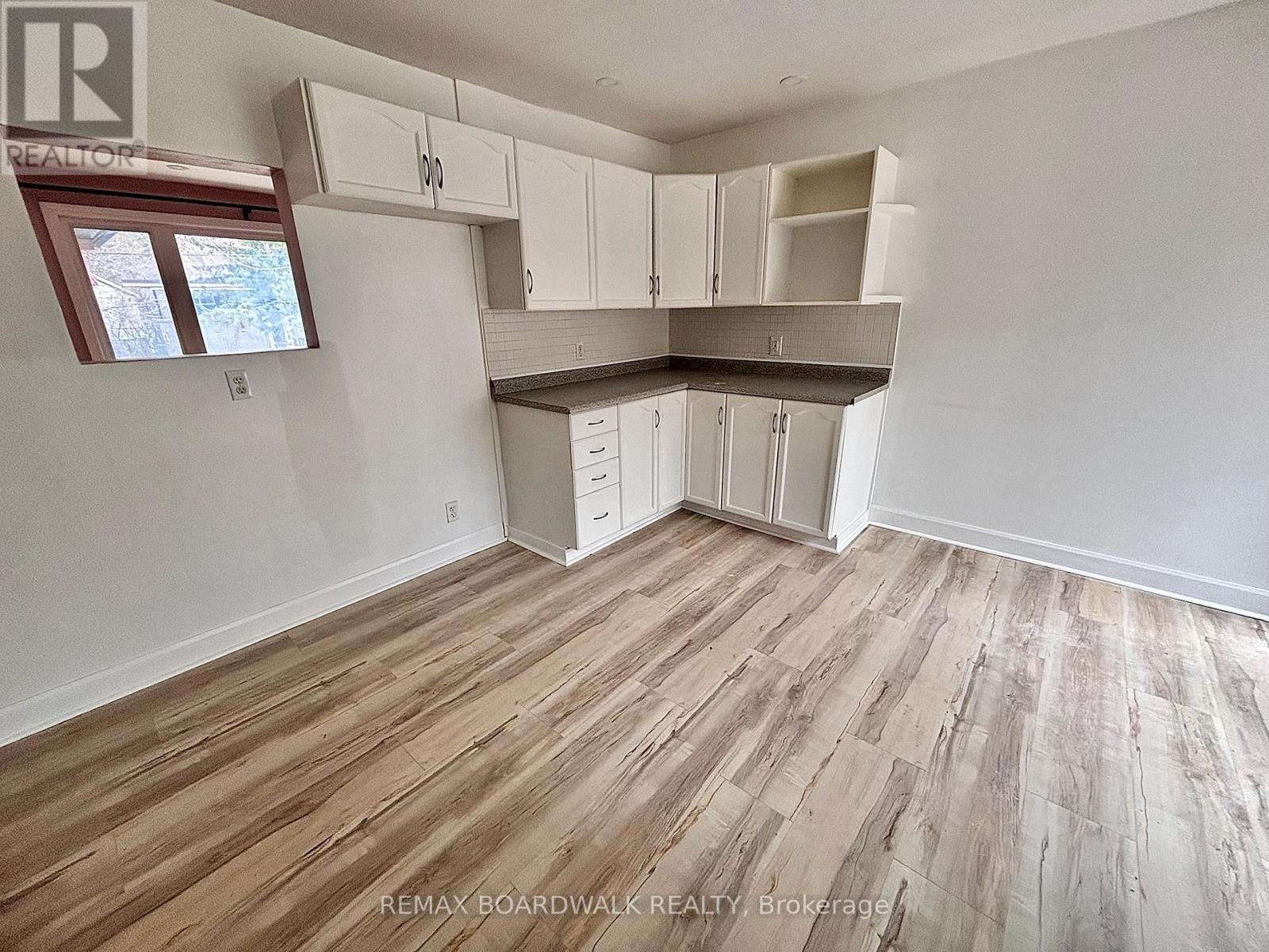 379 St Denis Street, Ottawa, Ontario  K1L 5H8 - Photo 5 - X13017734