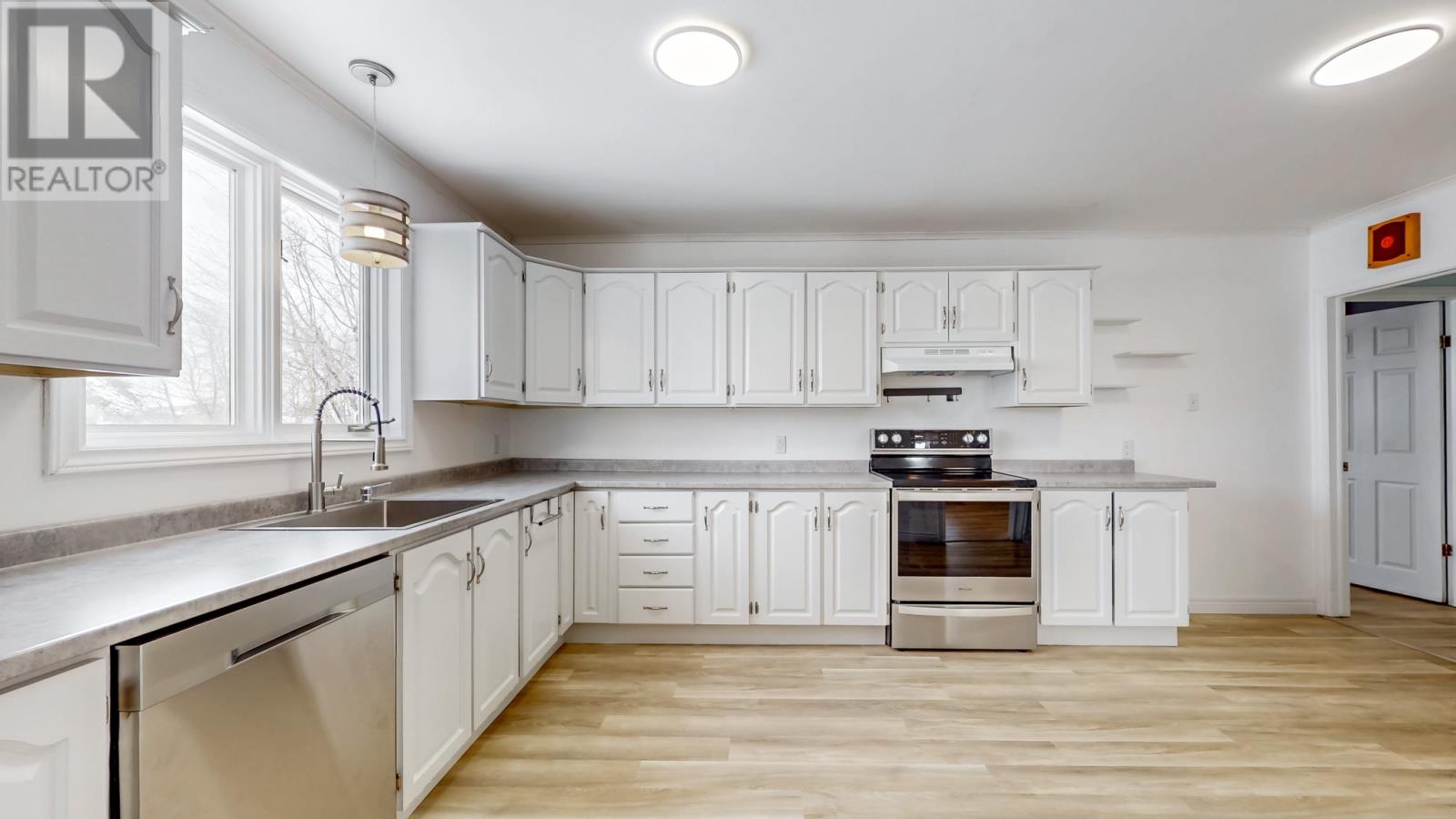 10 Laughlin Crescent, St. John's, Newfoundland & Labrador  A1A 2G2 - Photo 6 - 1294835