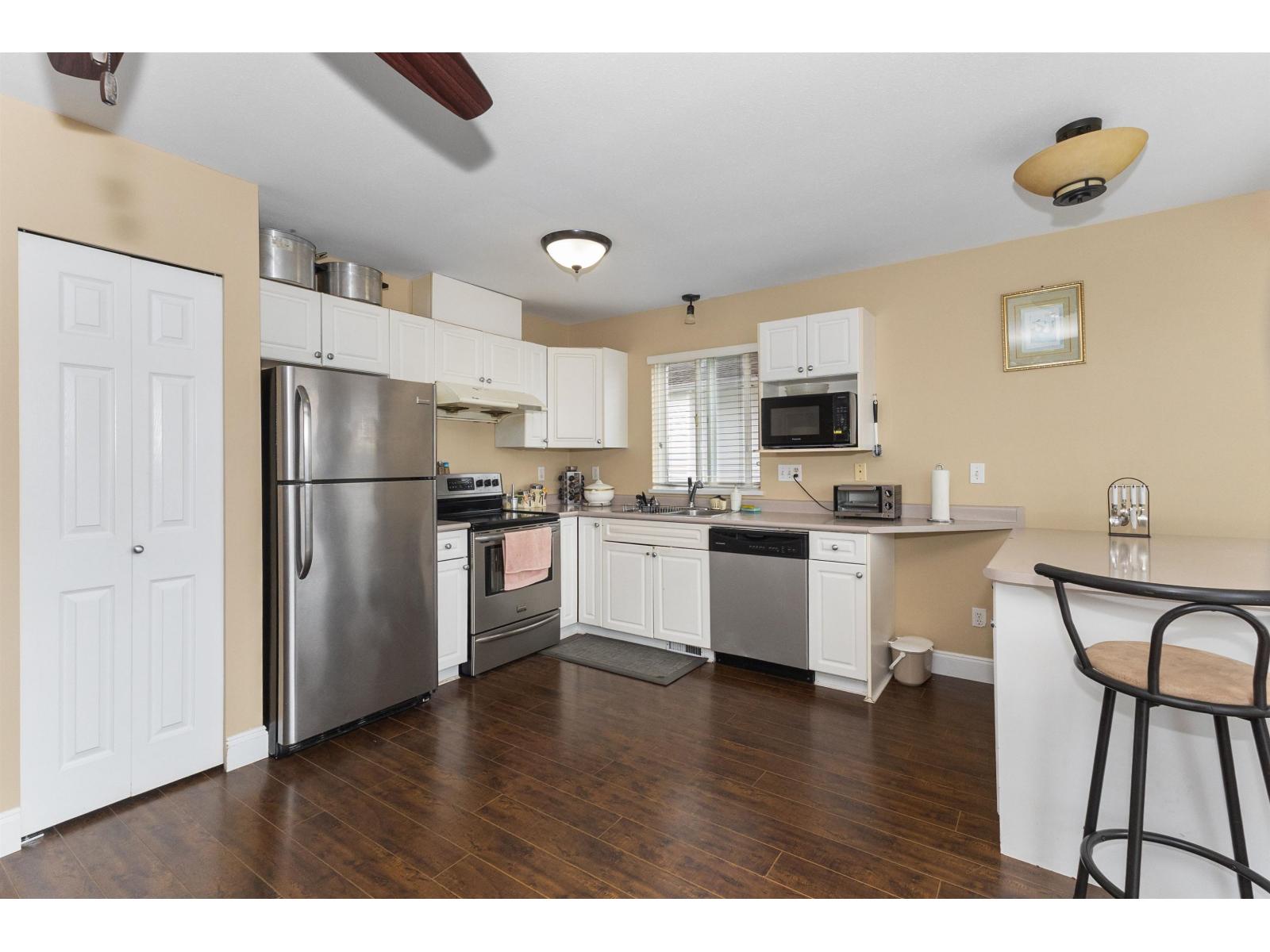 3345 Siskin Drive, Abbotsford, British Columbia  V2T 6T4 - Photo 10 - R3107806