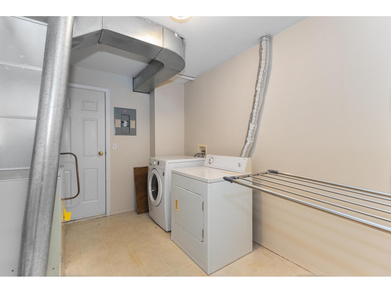 3345 Siskin Drive, Abbotsford, British Columbia  V2T 6T4 - Photo 26 - R3107806