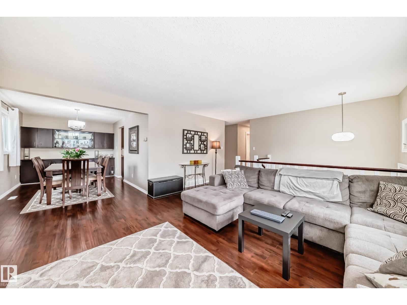 2212 142 Av Nw, Edmonton, Alberta  T5Y 1E6 - Photo 5 - E4482323