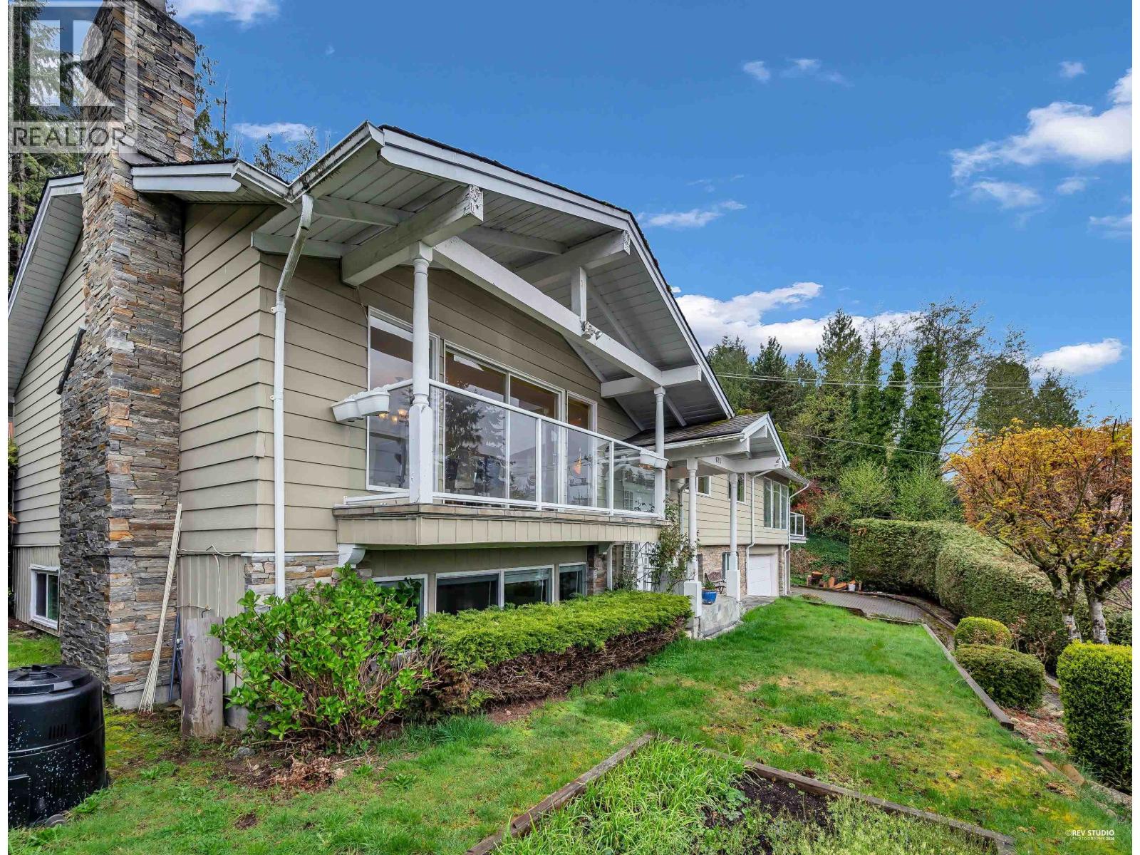 675 St. Andrews Road, West Vancouver, British Columbia  V7S 1V5 - Photo 3 - R3112717