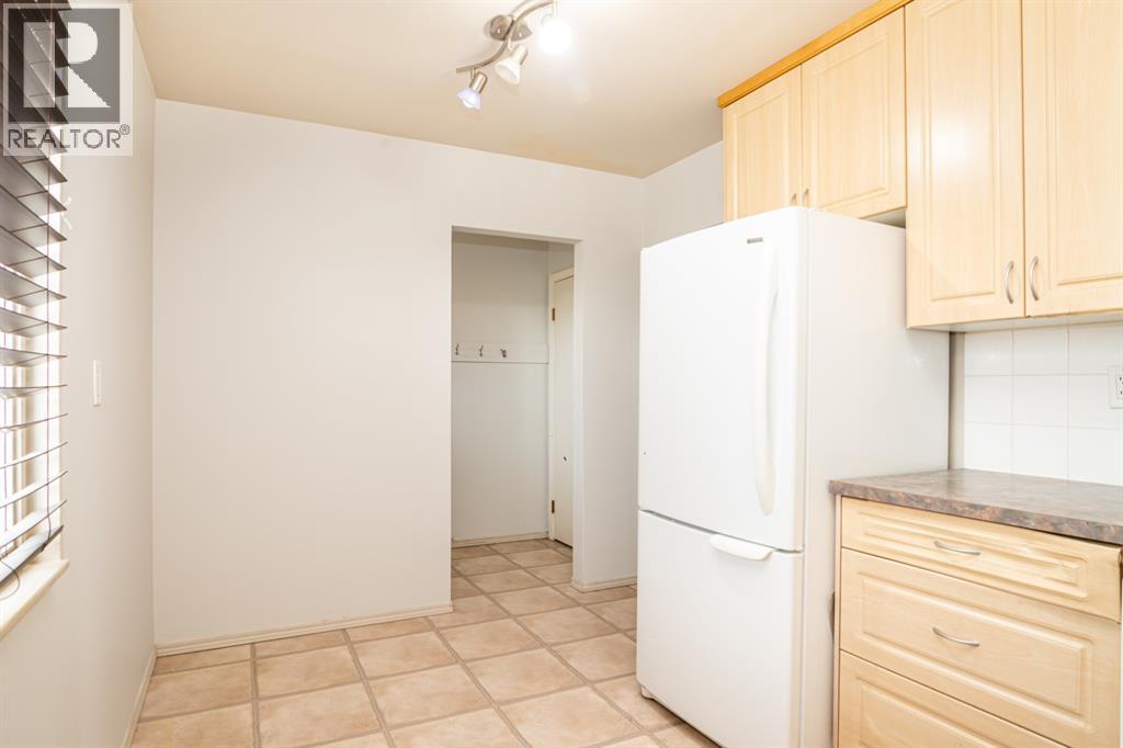 301, 3907 39 Street, Red Deer, Alberta  T4N 0M6 - Photo 8 - A2290207