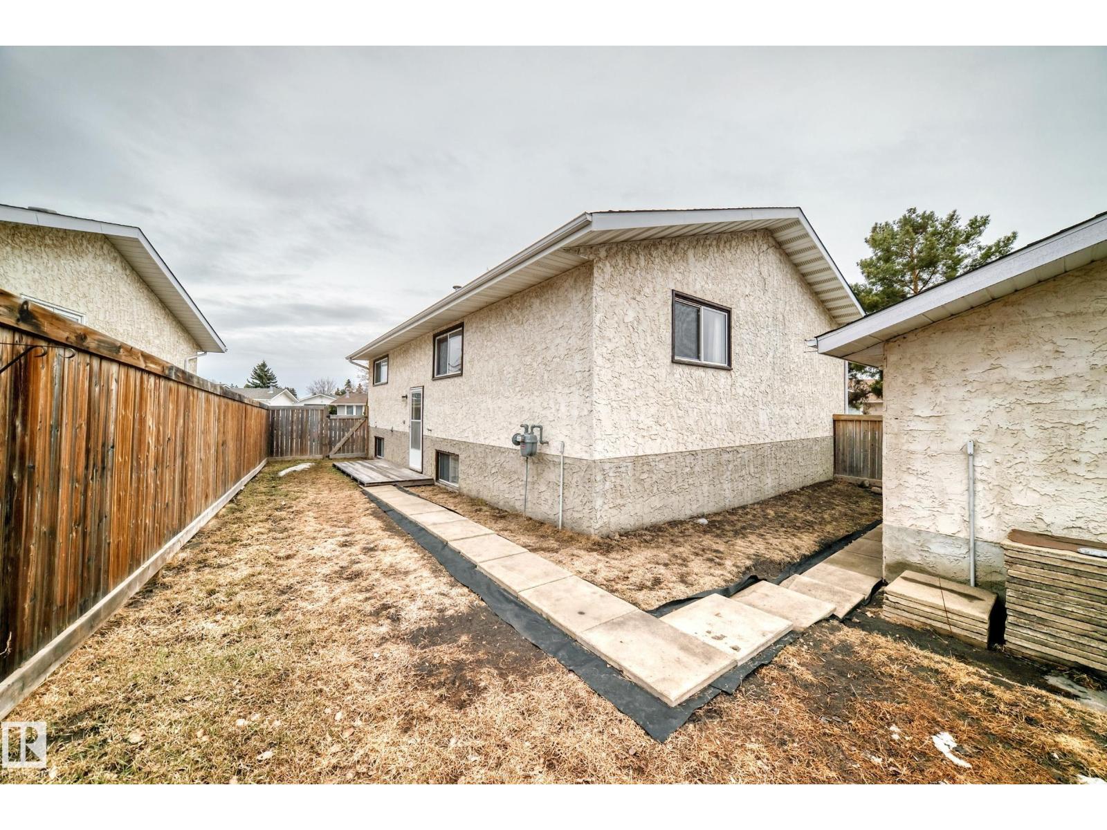 2212 142 Av Nw, Edmonton, Alberta  T5Y 1E6 - Photo 56 - E4482323