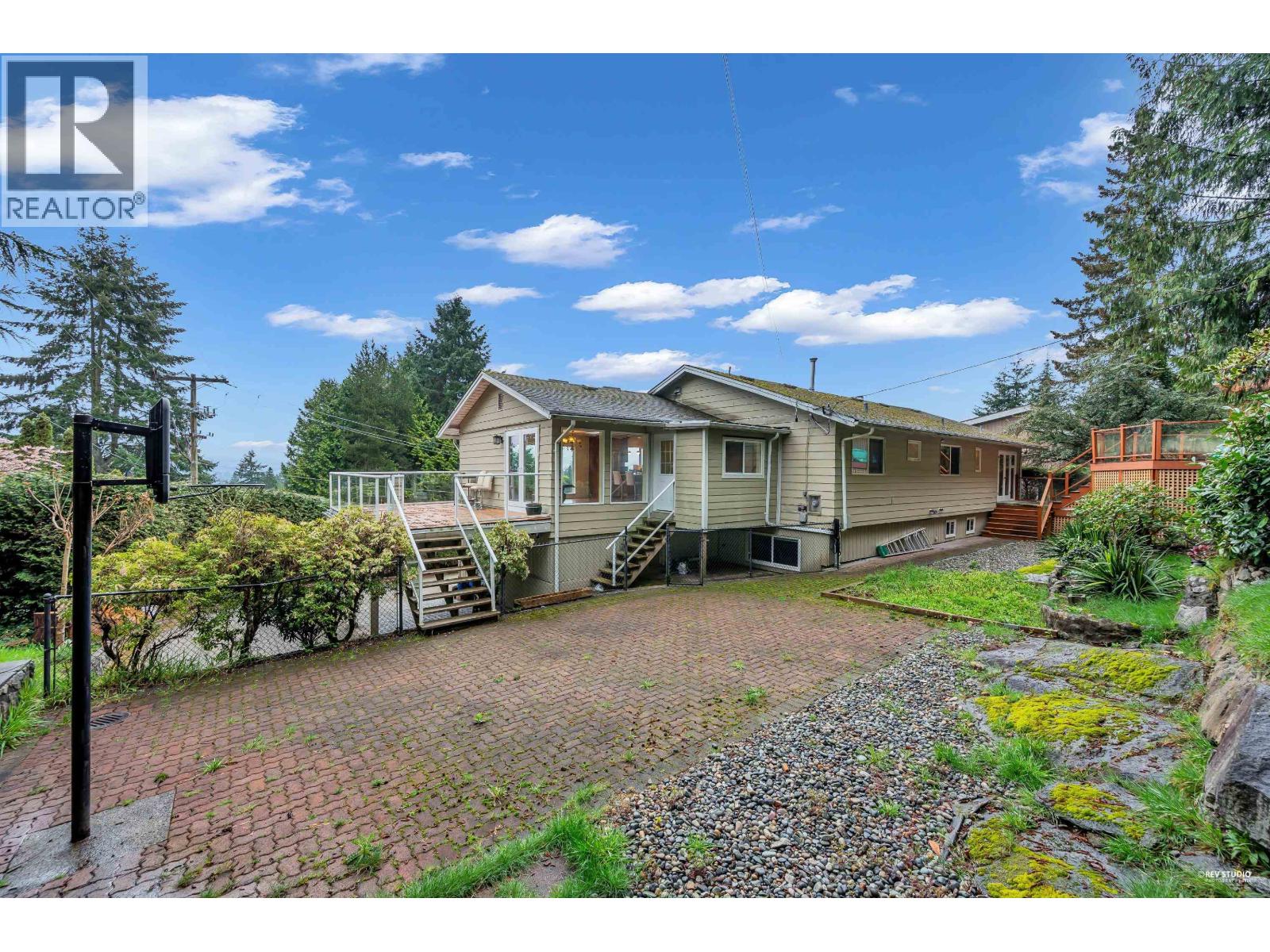 675 St. Andrews Road, West Vancouver, British Columbia  V7S 1V5 - Photo 4 - R3112717